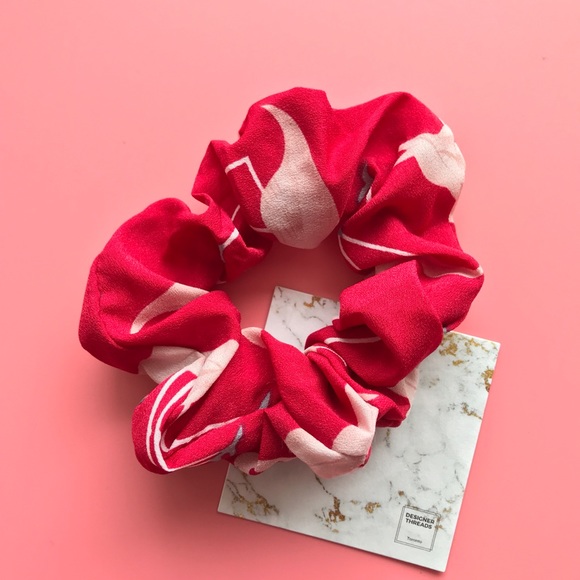 Floral Scrunchie - Black Mustard Red - Picture 5 of 11